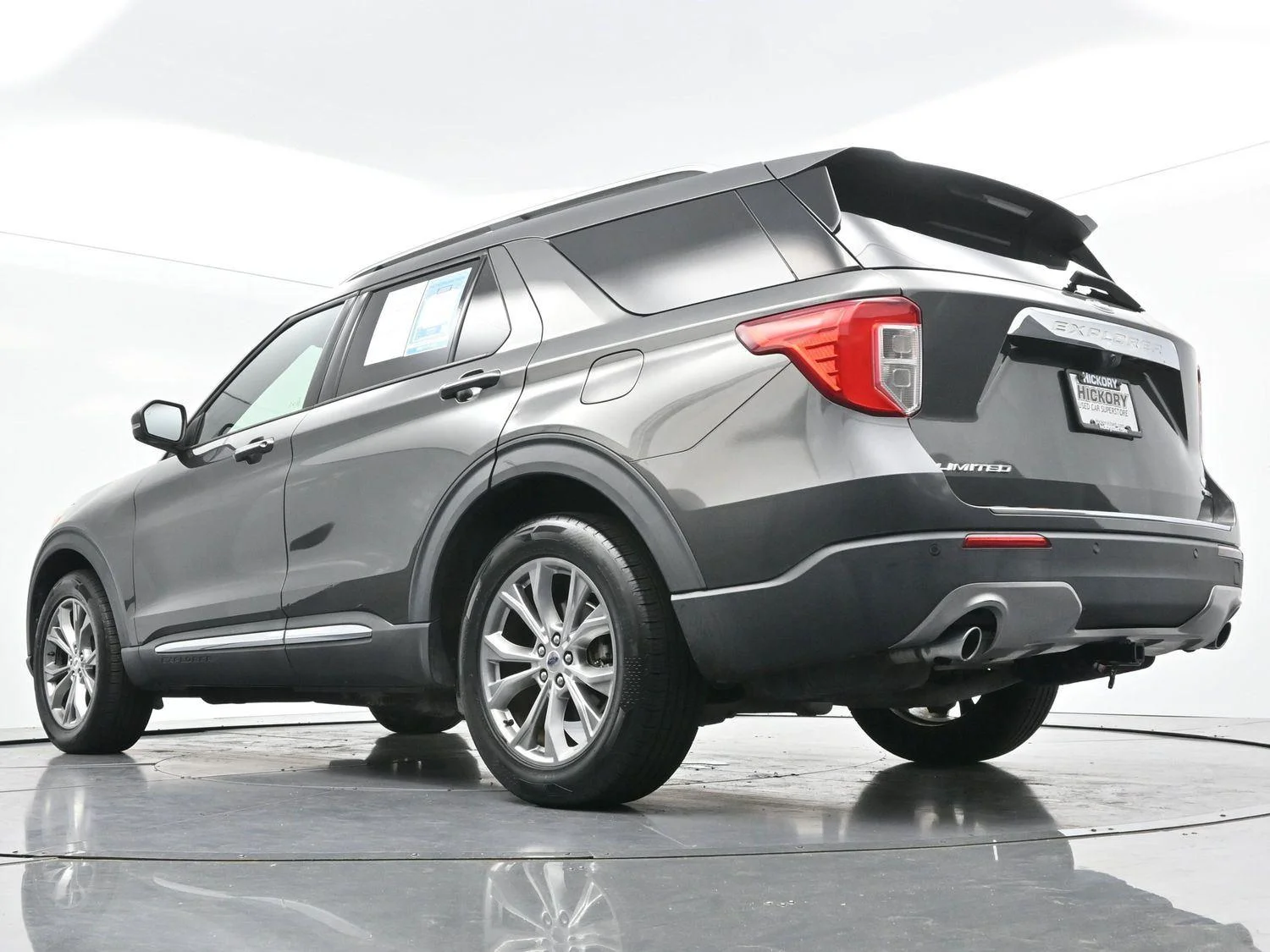 Used 2020 Magnetic Ford Limited image 53
