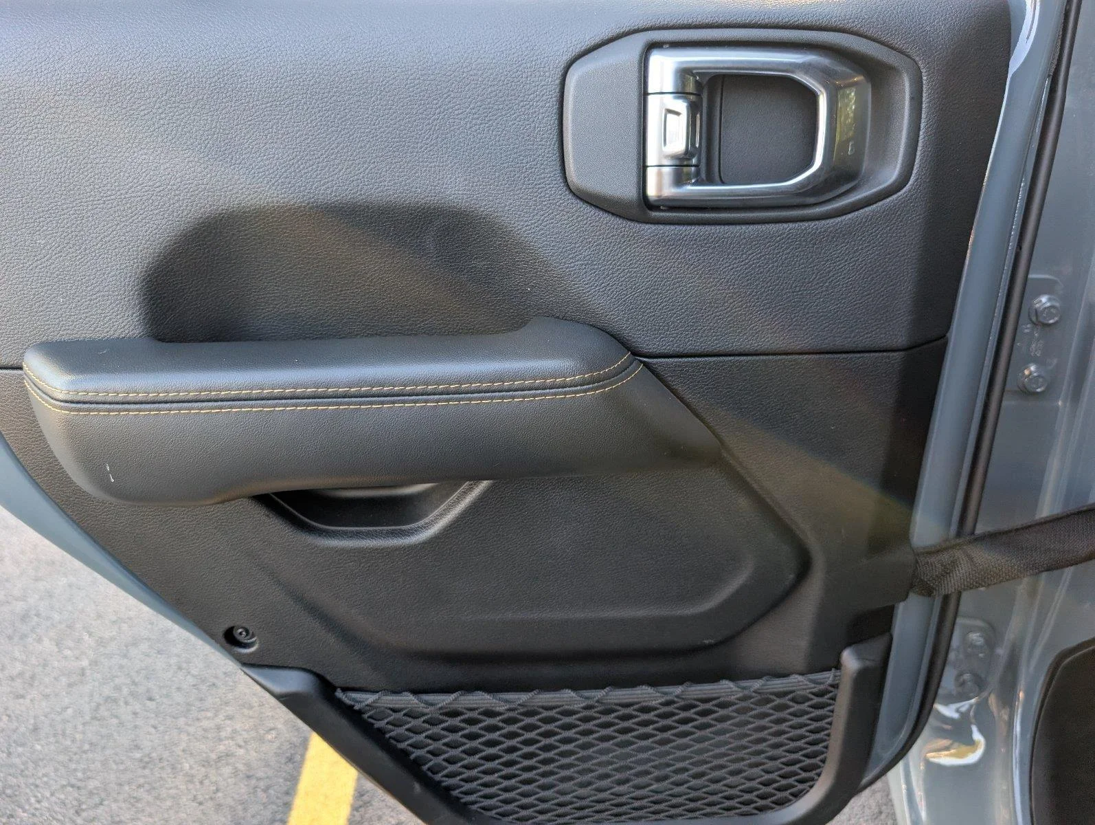 Used 2026 Anvil Clearcoat Jeep Sahara image 36