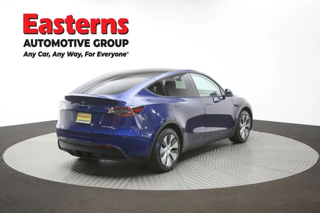 Used 2022 Blue Tesla Long Range image 34