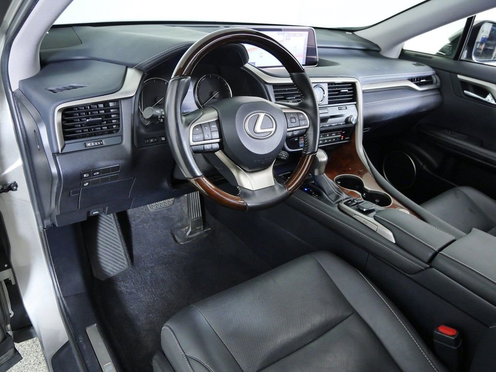 Used 2018 Silver Lexus 350L image 31