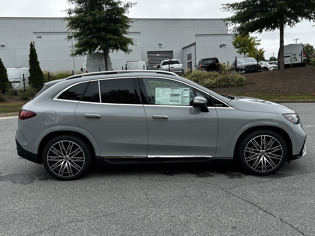 New 2027 MANUFAKTUR Alpine Grey Mercedes-Benz EQE 320+ image 45