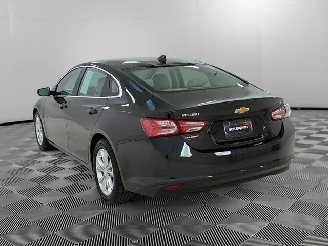 Used 2022 Gray Chevrolet LT image 3