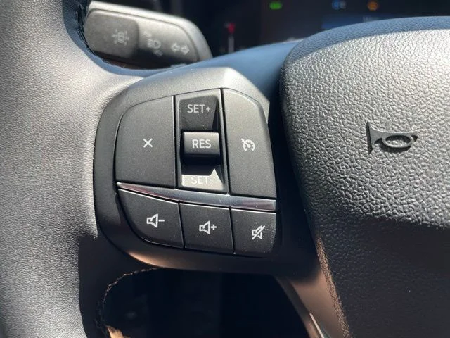 New 2026 shadow black Ford XLT image 18