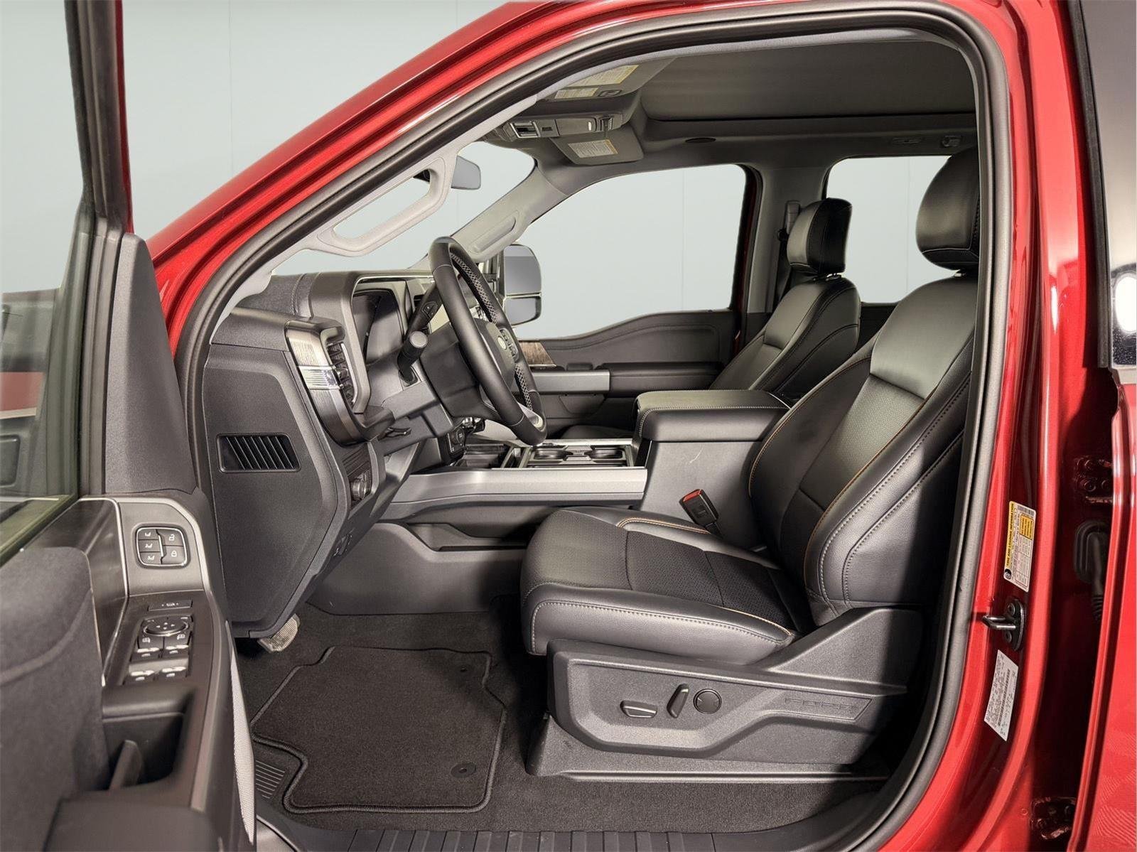 2025 Ford F-350 Super Duty Lariat - Photo 12