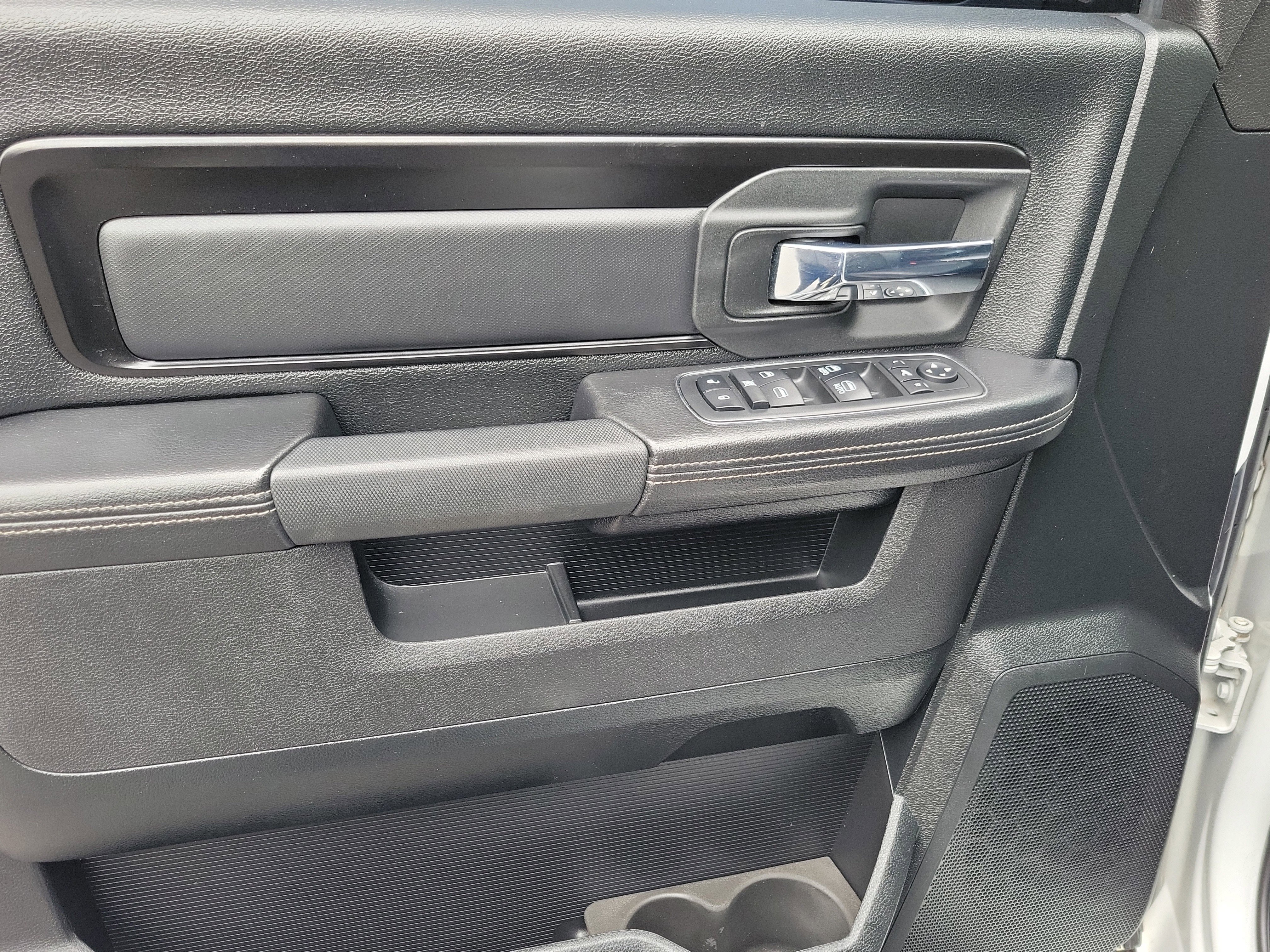 Used 2017 Bright White Clearcoat Ram Rebel image 17