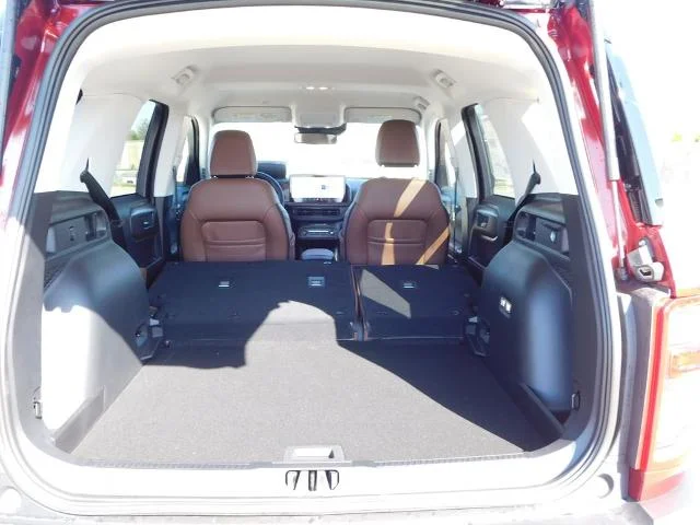 New 2026 Ruby Red Metallic Tinted Clearcoat Ford Outer Banks® image 65