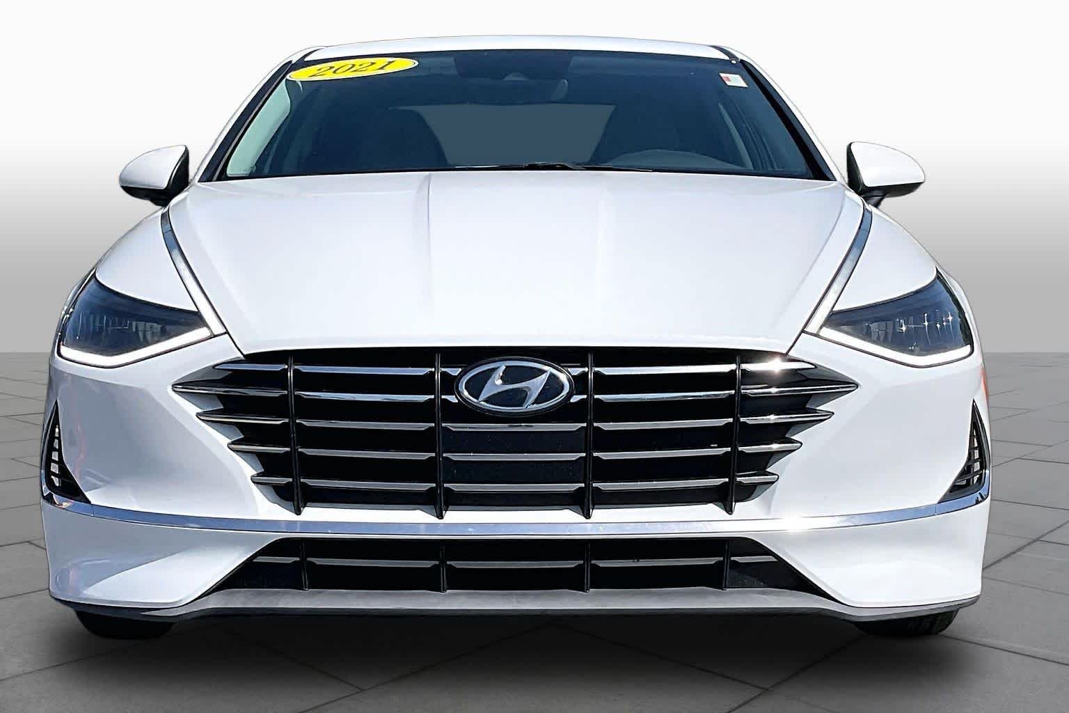 Pre-Owned 2021 Hyundai Sonata SE