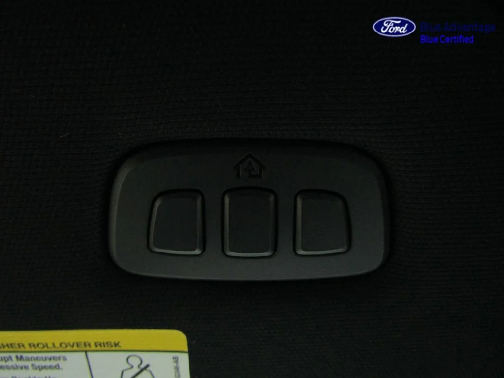 Certified Used 2023 Avalanche Ford Lariat image 40