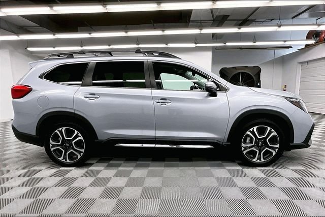2023 Subaru Ascent Limited - Photo 16
