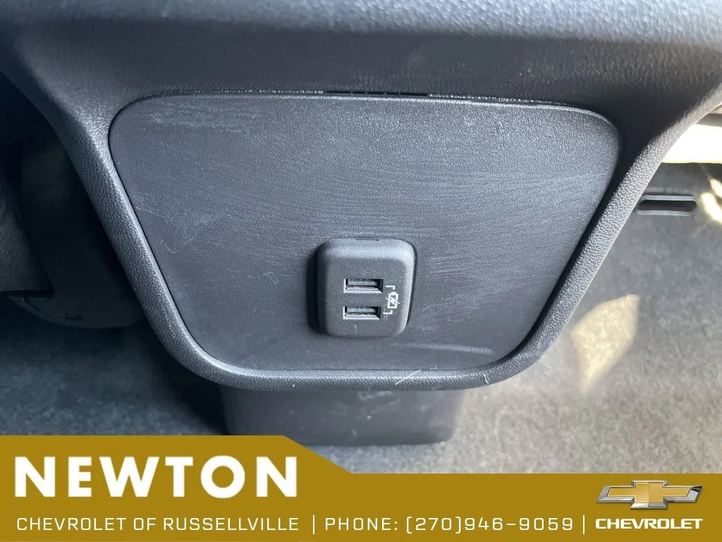 Used 2024 Mosaic Black Metallic Chevrolet LT image 32