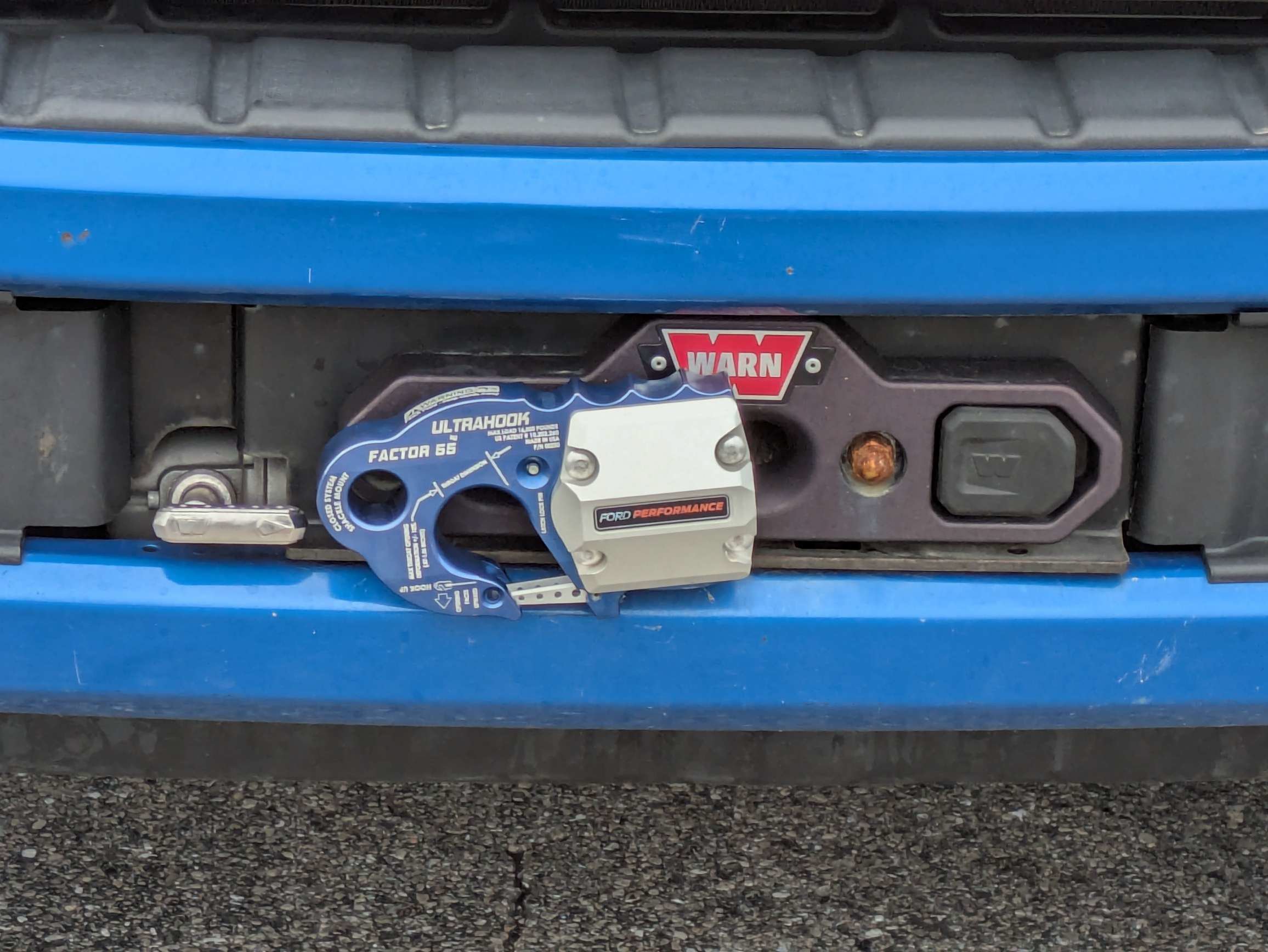 Used 2020 Velocity Blue Metallic Ford LARIAT image 11