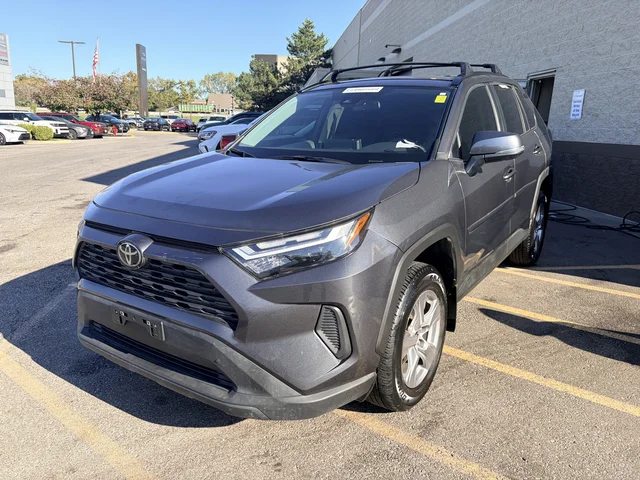2025 Toyota RAV4 XLE