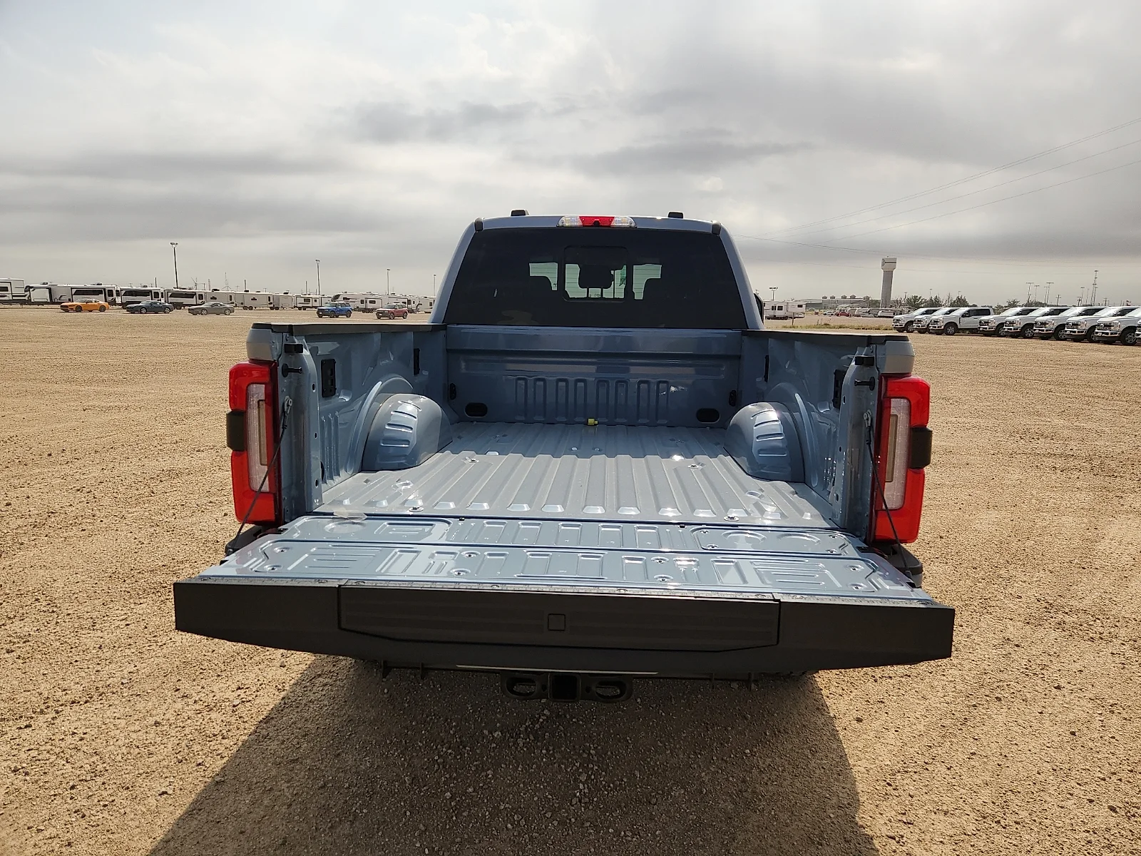 New 2026 Glacier Gray Metallic Tri-Coat Ford F-250® Platinum® image 12