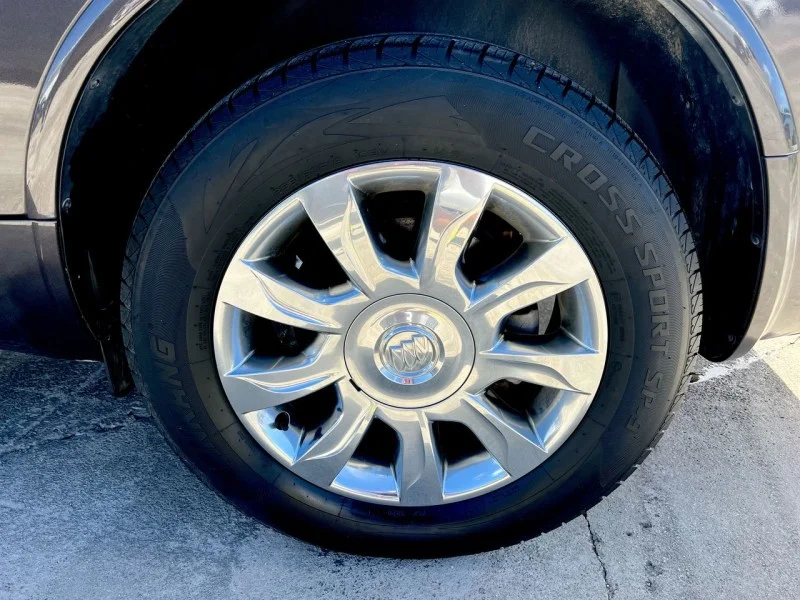 Used 2017 Iridium Metallic Buick Premium image 10