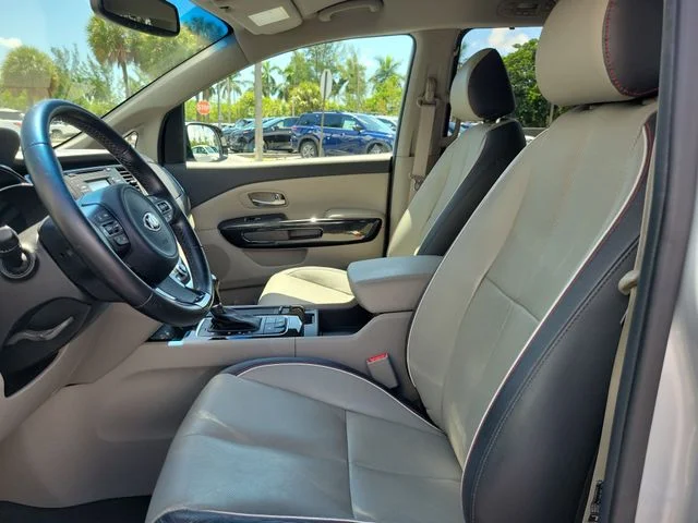 Used 2015 Silver Kia EX image 15