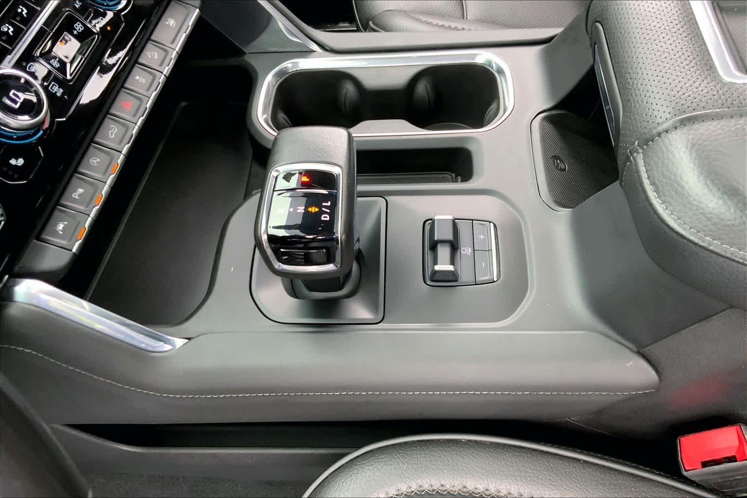 Used 2022 Pacific Blue Metallic GMC Denali image 16