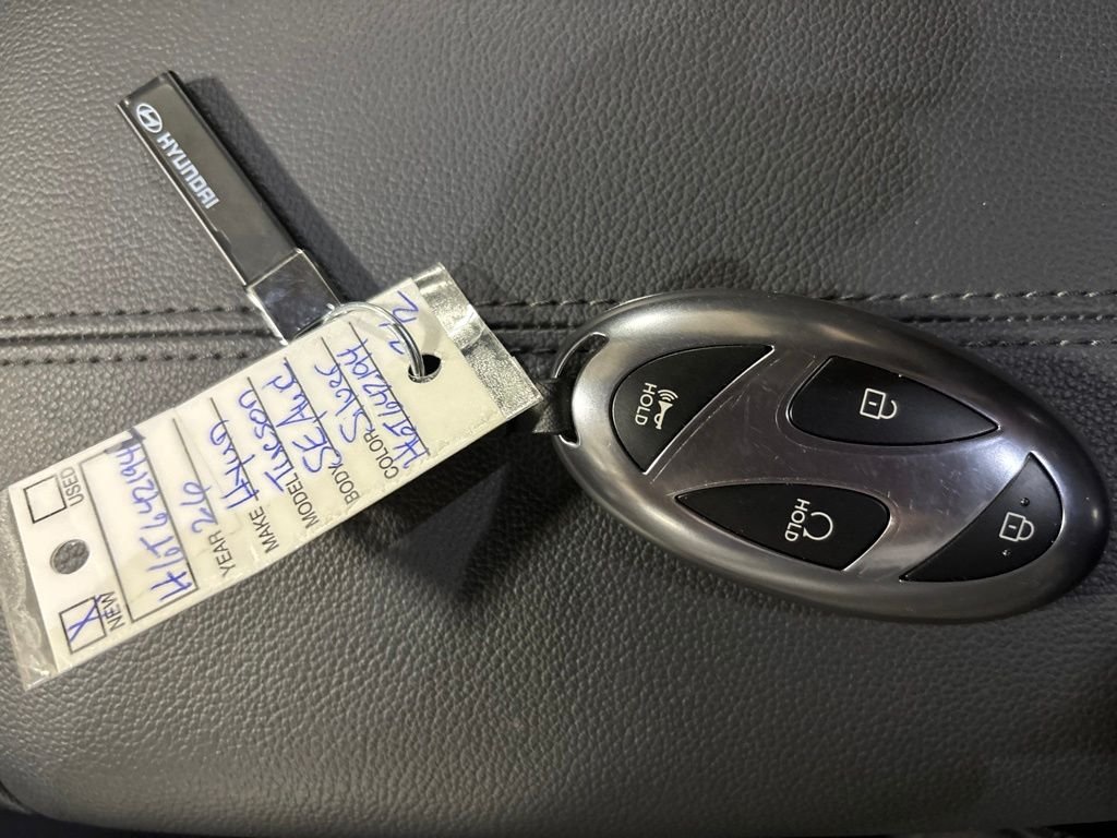 Used 2026 Silver Hyundai SE image 33