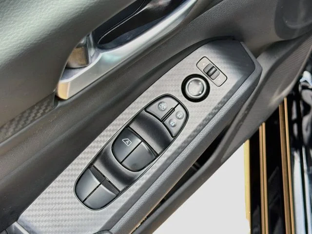 Used 2025 Black Nissan 2.5 SV image 18
