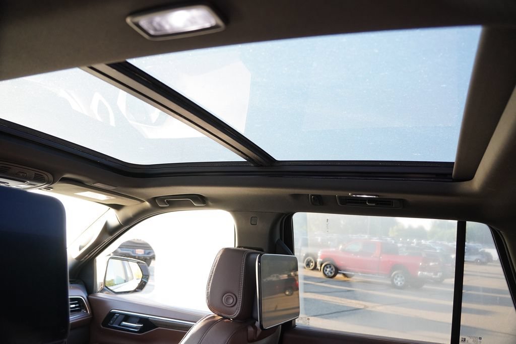 2025 Chevrolet Tahoe High Country - Photo 6