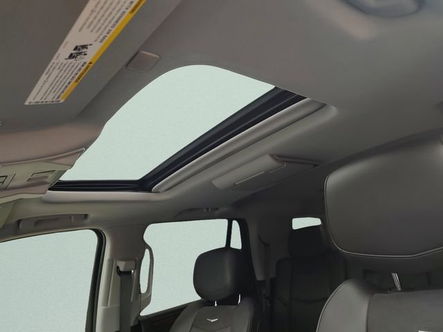 Used 2019 White Cadillac Premium Luxury image 23