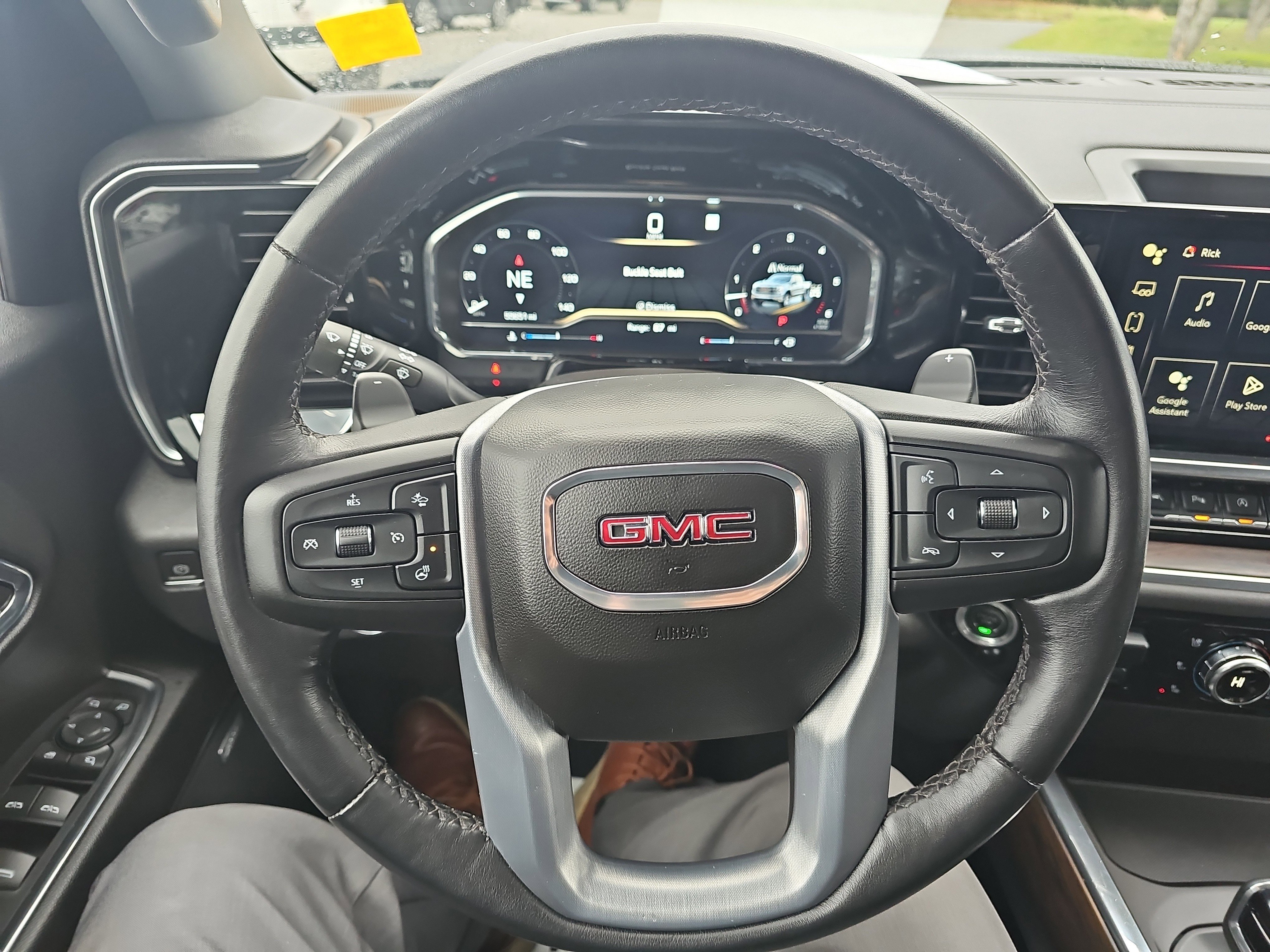 Used 2023 Onyx Black GMC SLT image 14
