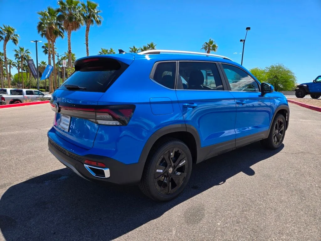 New 2026 Blue Volkswagen 1.5T SE image 4