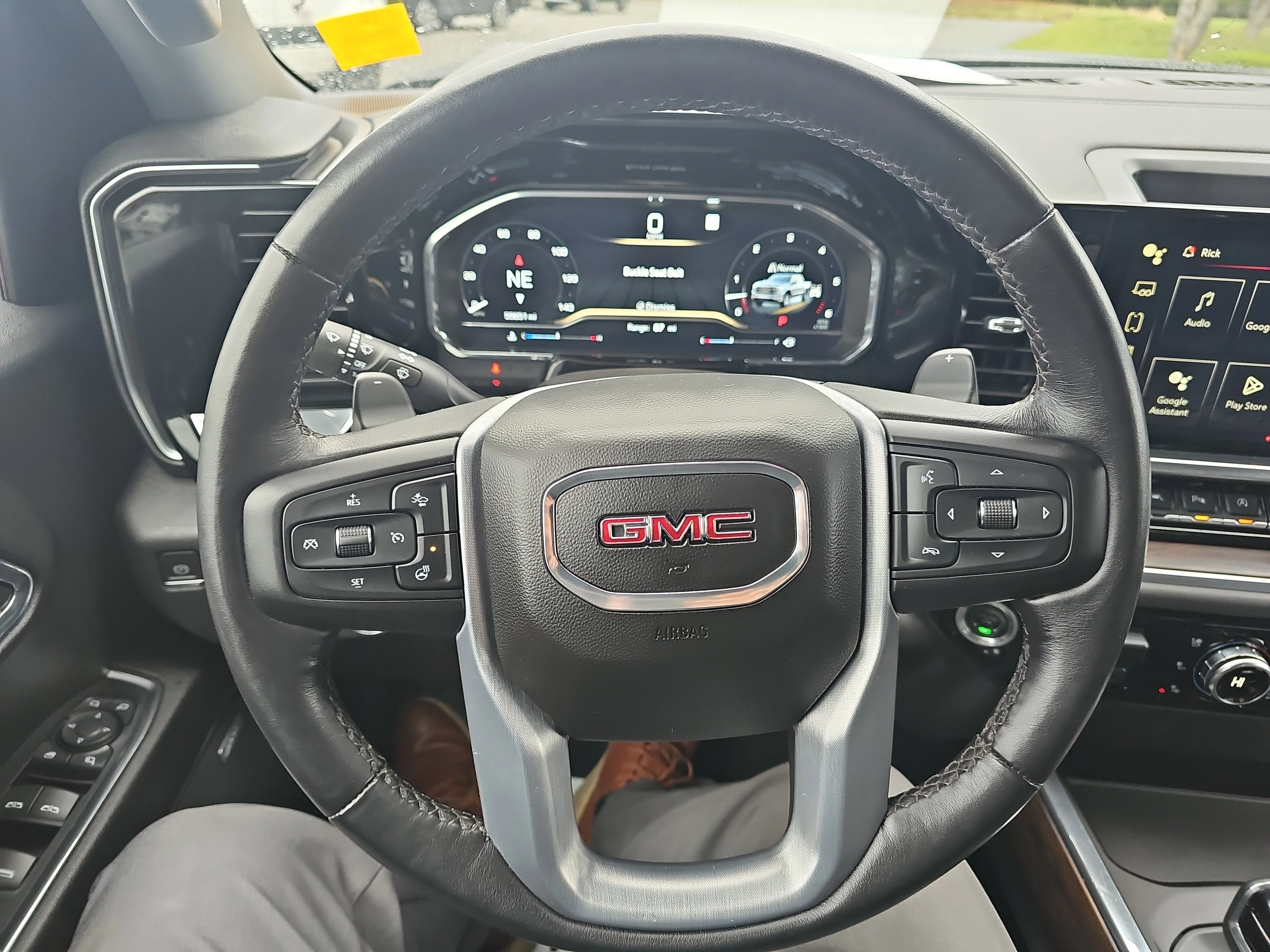 Used 2023 Onyx Black GMC SLT image 14