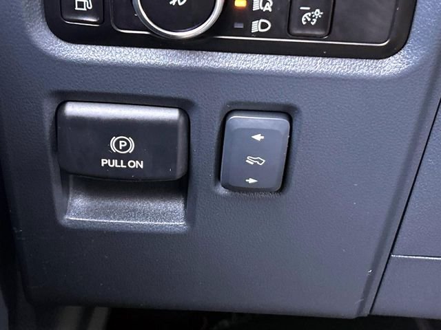Used 2023 Black Ford XLT image 21