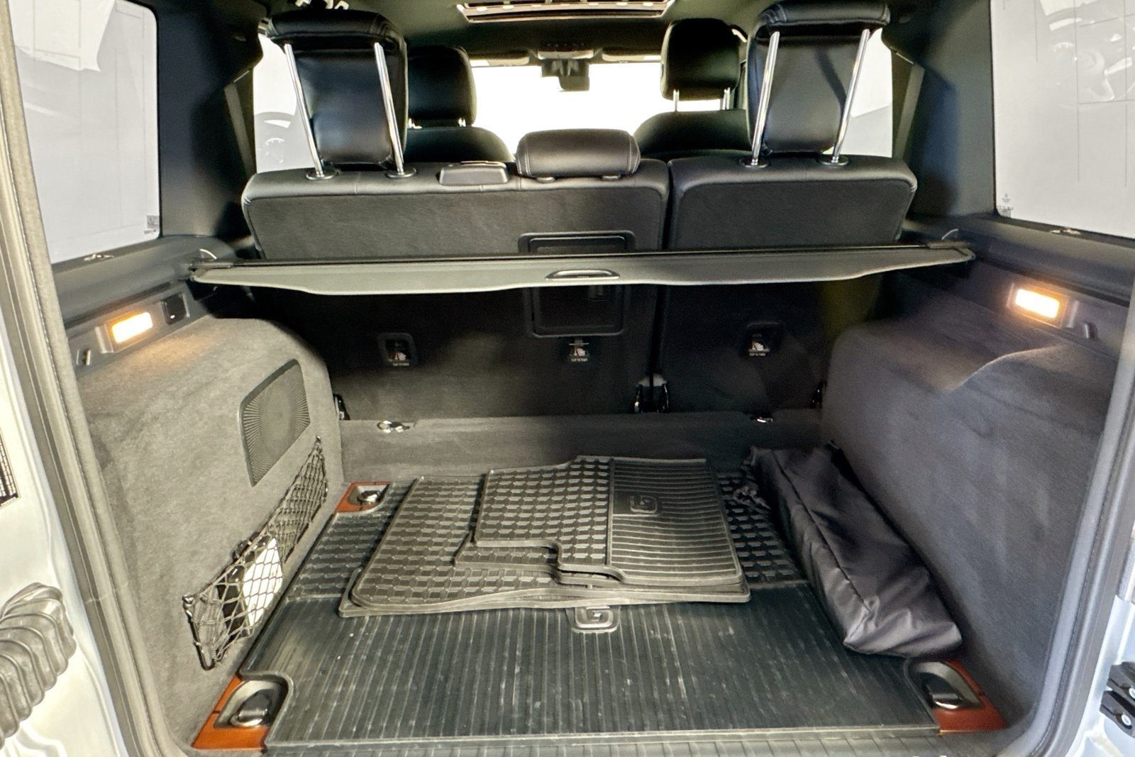 Used 2023 Iridium Silver Metallic Mercedes-Benz G 550 image 25