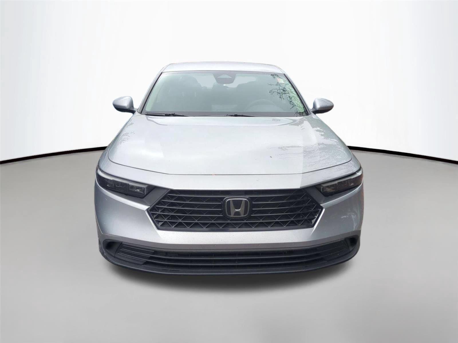 Used 2024 Solar Silver Metallic Honda LX image 2