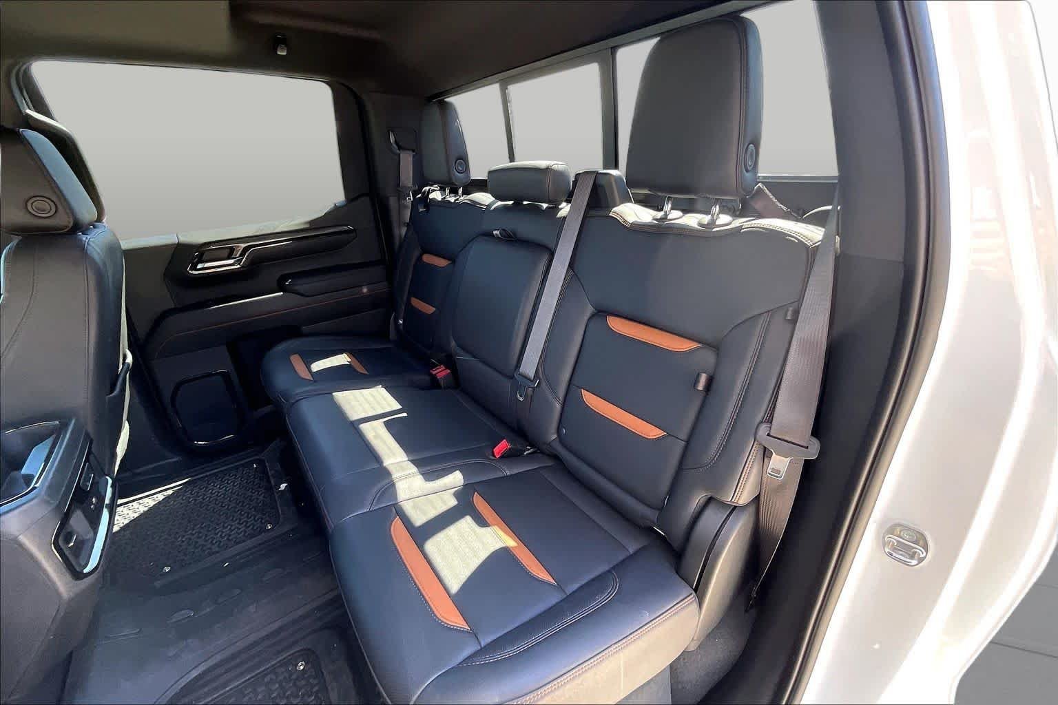 Used 2024 Summit White GMC AT4 image 20
