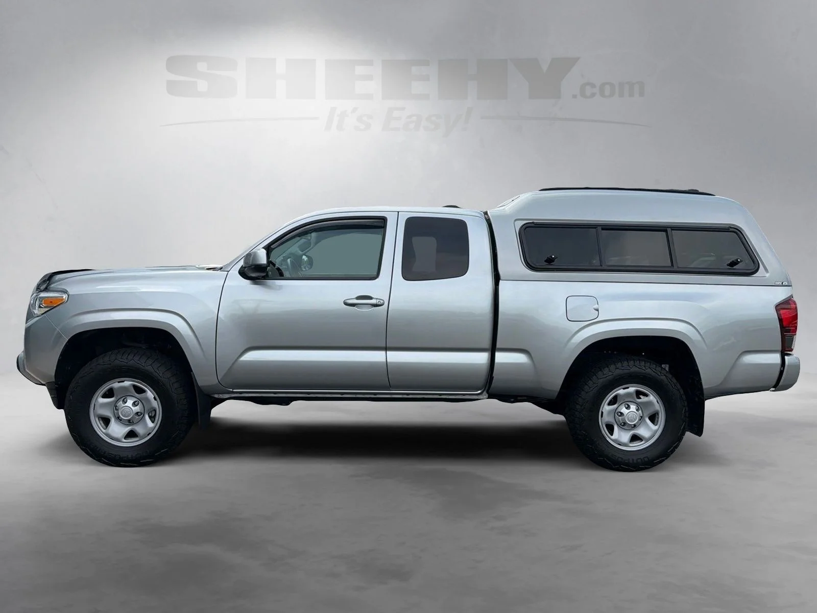 Used 2023 Celestial Silver Metallic Toyota SR image 13