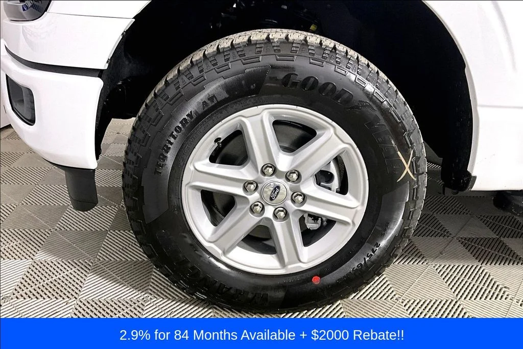 New 2026 Oxford White Ford XLT image 11