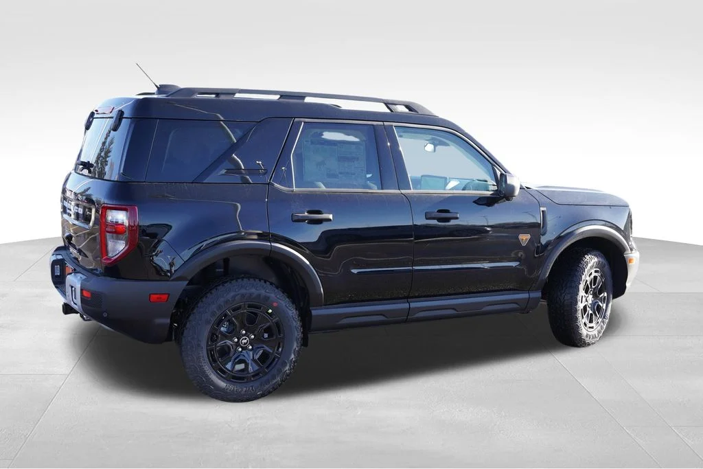 New 2026 Black Ford Badlands image 4