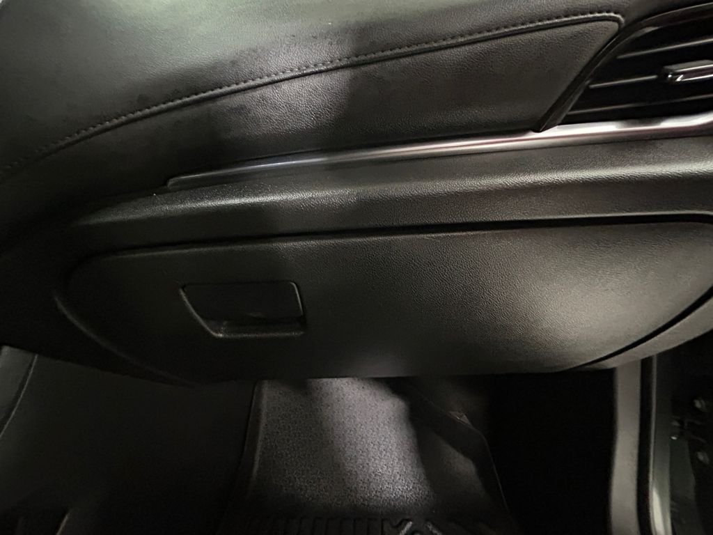 Used 2023 Green Chevrolet LT image 24