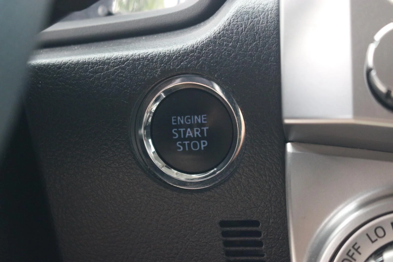 Used 2022 Black Toyota SR5 image 30