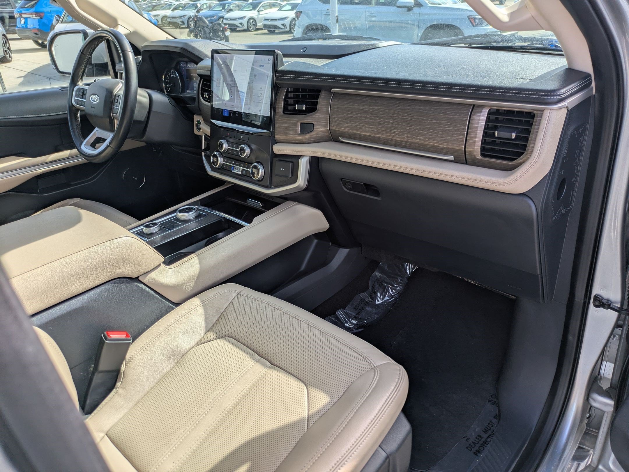 Used 2023 Silver Metallic Ford Limited image 36