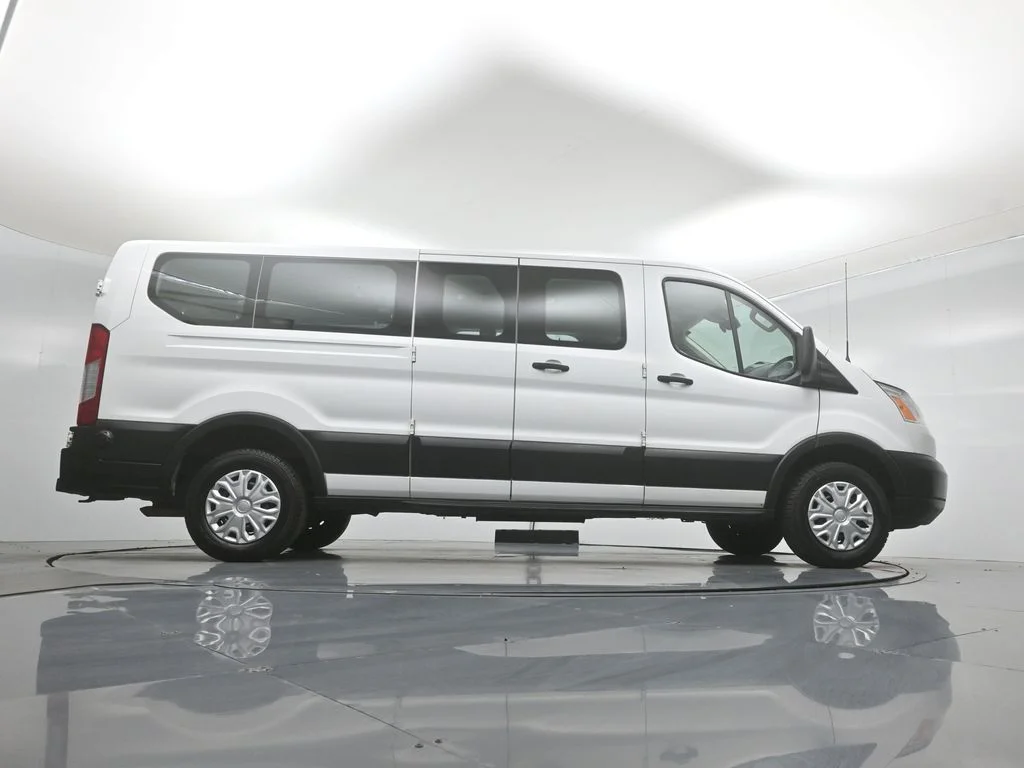 Used 2019 White Ford XLT image 48