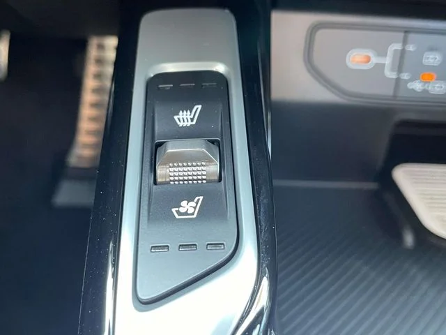 New 2026 Blue Kia X-Line SX Prestige image 32