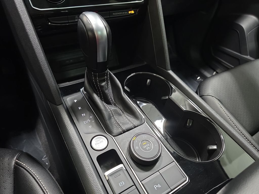 2023 Volkswagen Atlas SE w/Tech - Photo 23