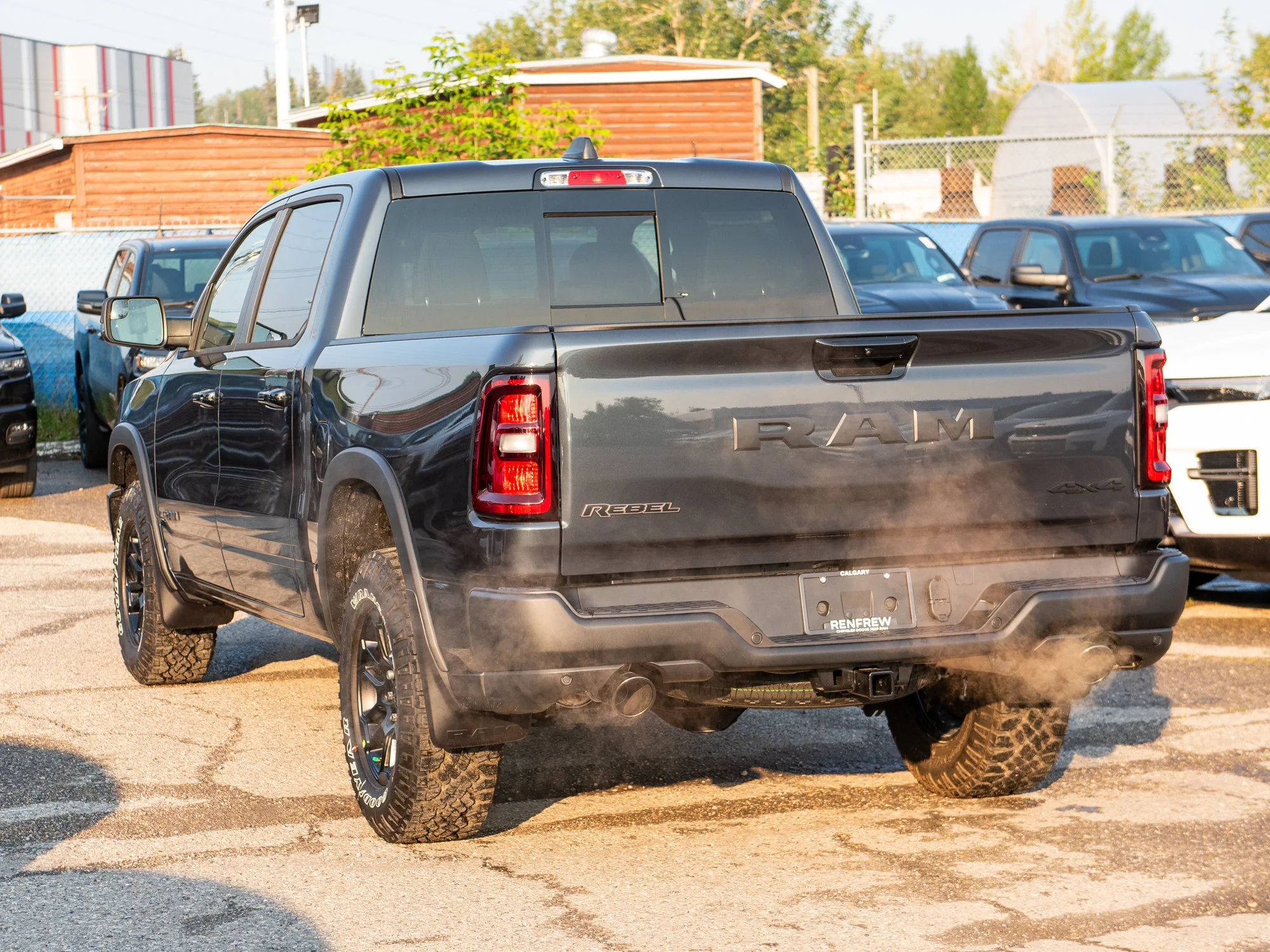 New 2026 Blue RAM Rebel* Crew Cab 4x4, Level 2 Equip Group, Panoramic Sunroof, 33 Inch A/T Tires image 5