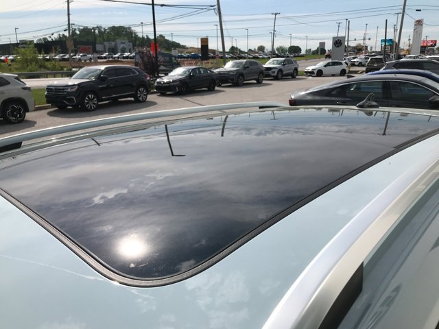 New 2026 Monument Gray Volkswagen SE image 5