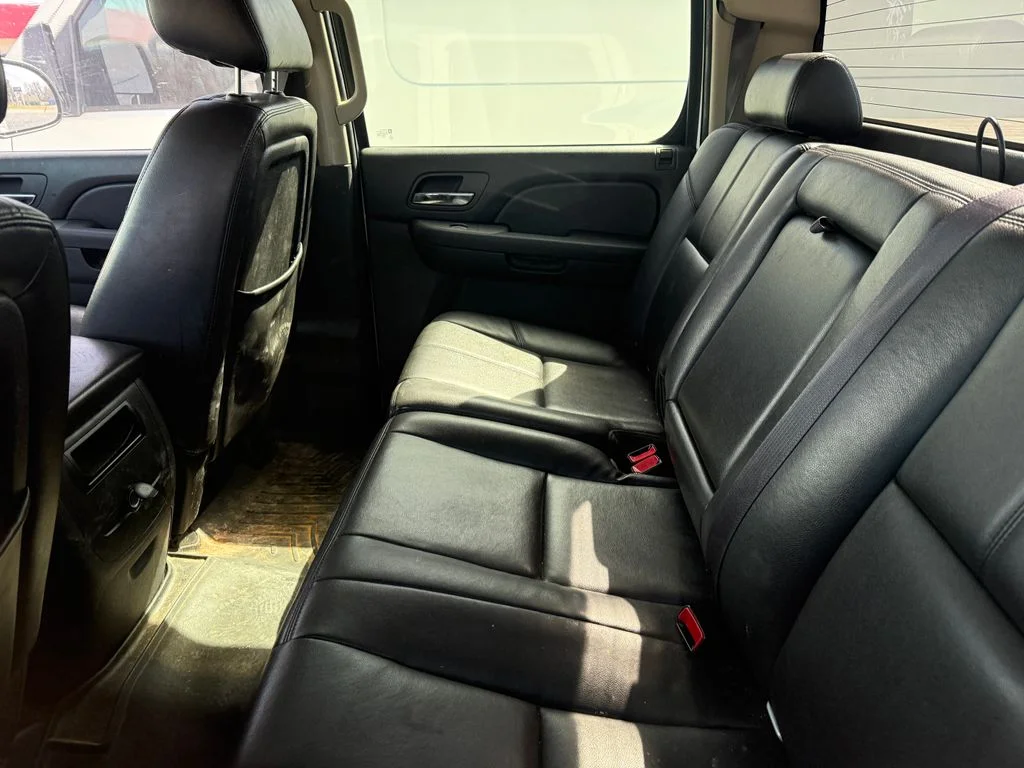 Used 2013 White Chevrolet LTZ image 6