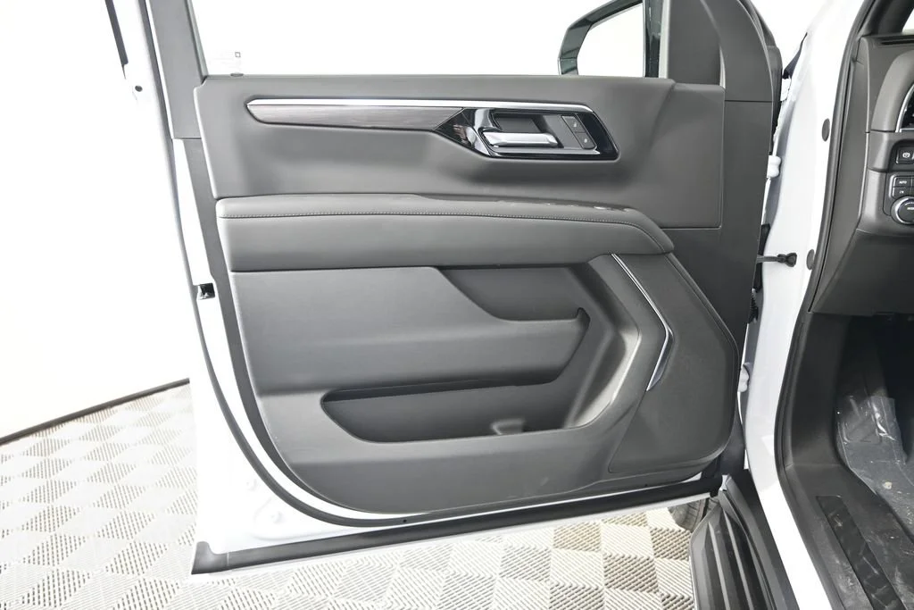 2026 Chevrolet Tahoe LS - Photo 20