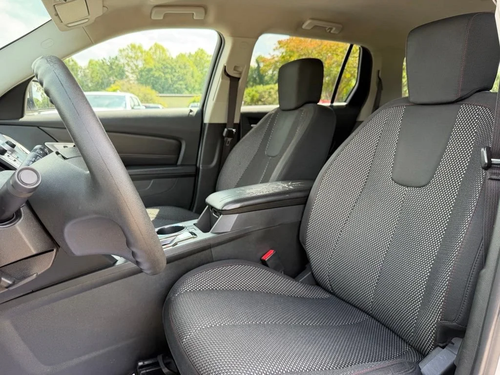 Used 2017 QUICKSILVER METALLIC GMC SLE image 25