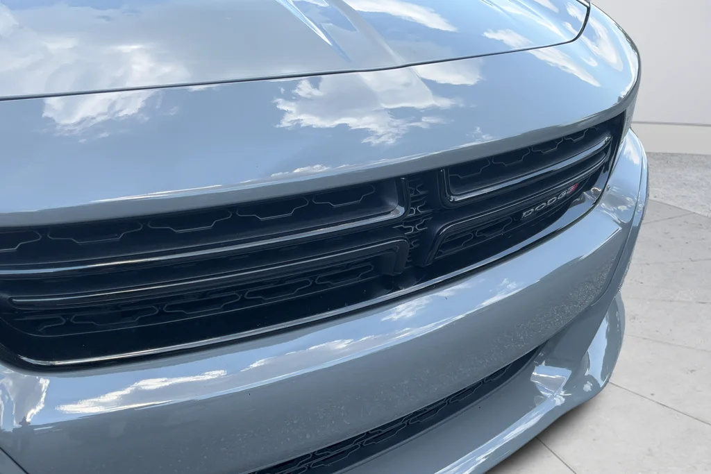 Used 2023 Gray Dodge SXT image 31