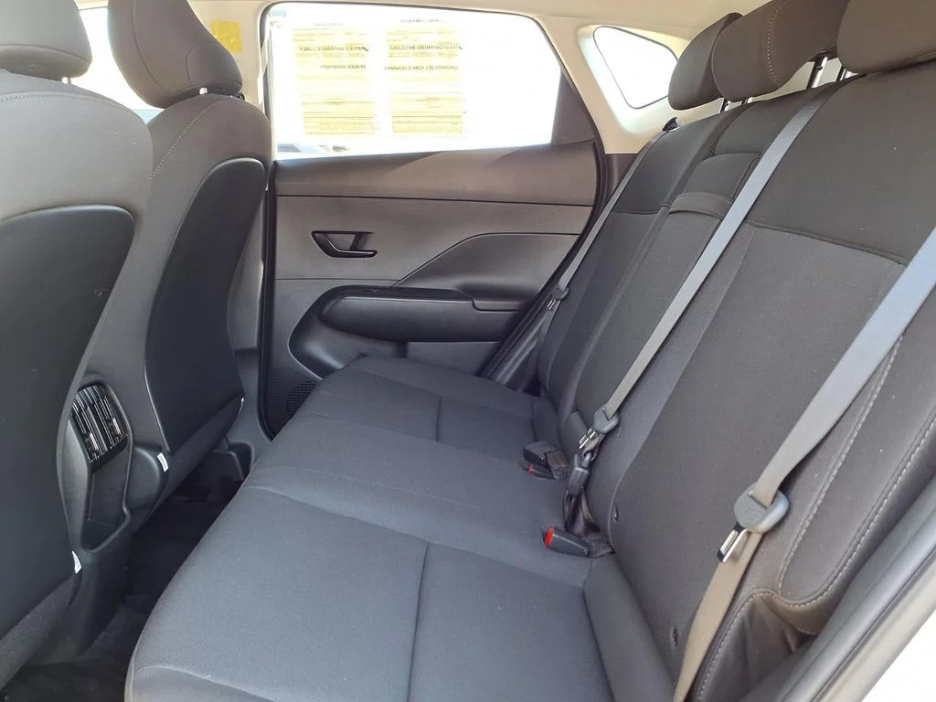 Used 2025 Gray Hyundai SEL image 10