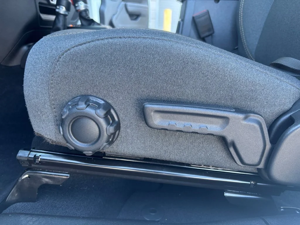Used 2026 White Jeep Sport image 31