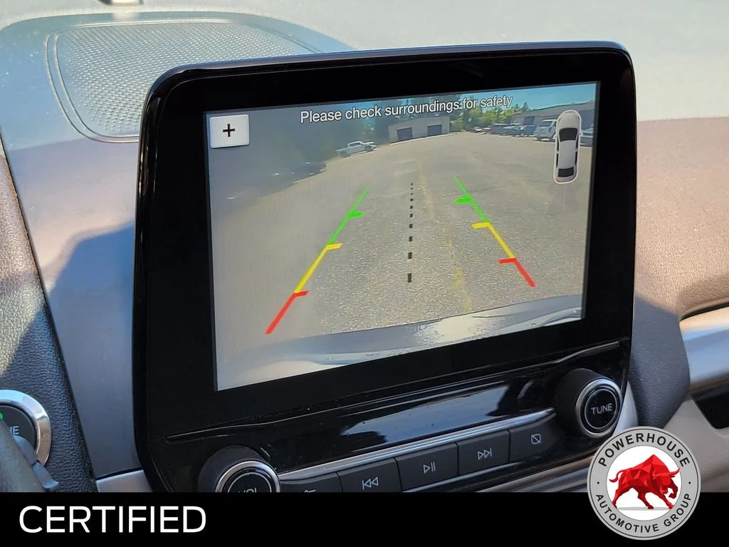 Used 2018 Red Ford SE image 26