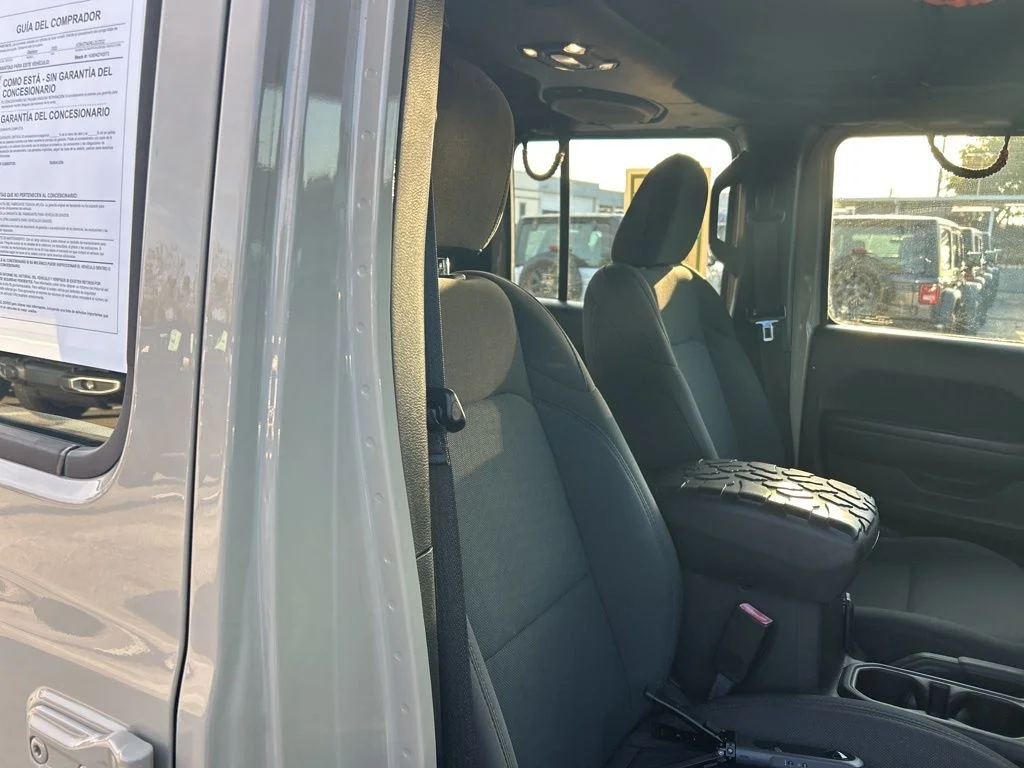 Used 2020 Beige Jeep Sport image 22